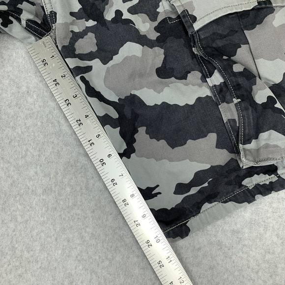 Levis Cargo Shorts Mens Sz 29 (30 x 10.5) Camo Gray Black White Tab Army Pockets - Picture 16 of 16